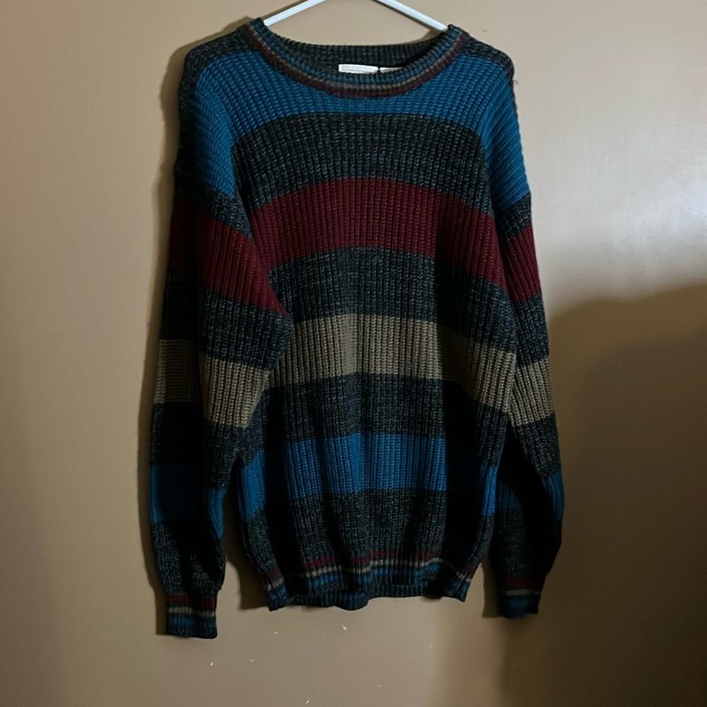 😄80’s funky striped sweater crew neck